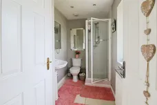 Ffordd Glas Y Dorlan, Llantwit Fardre, Pontypridd