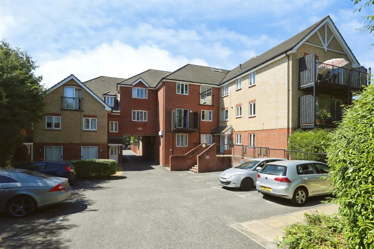Midanbury Lane, Southampton