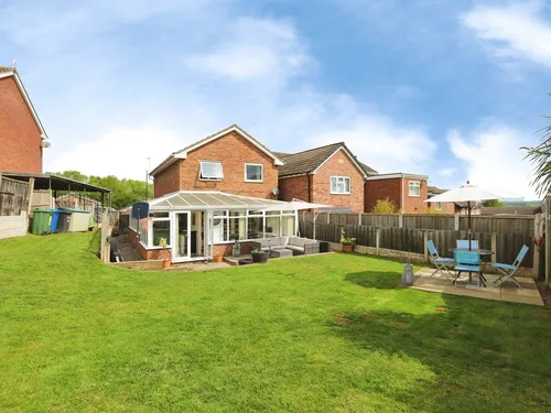 Peterdale Road, Brimington, Chesterfieldphoto
