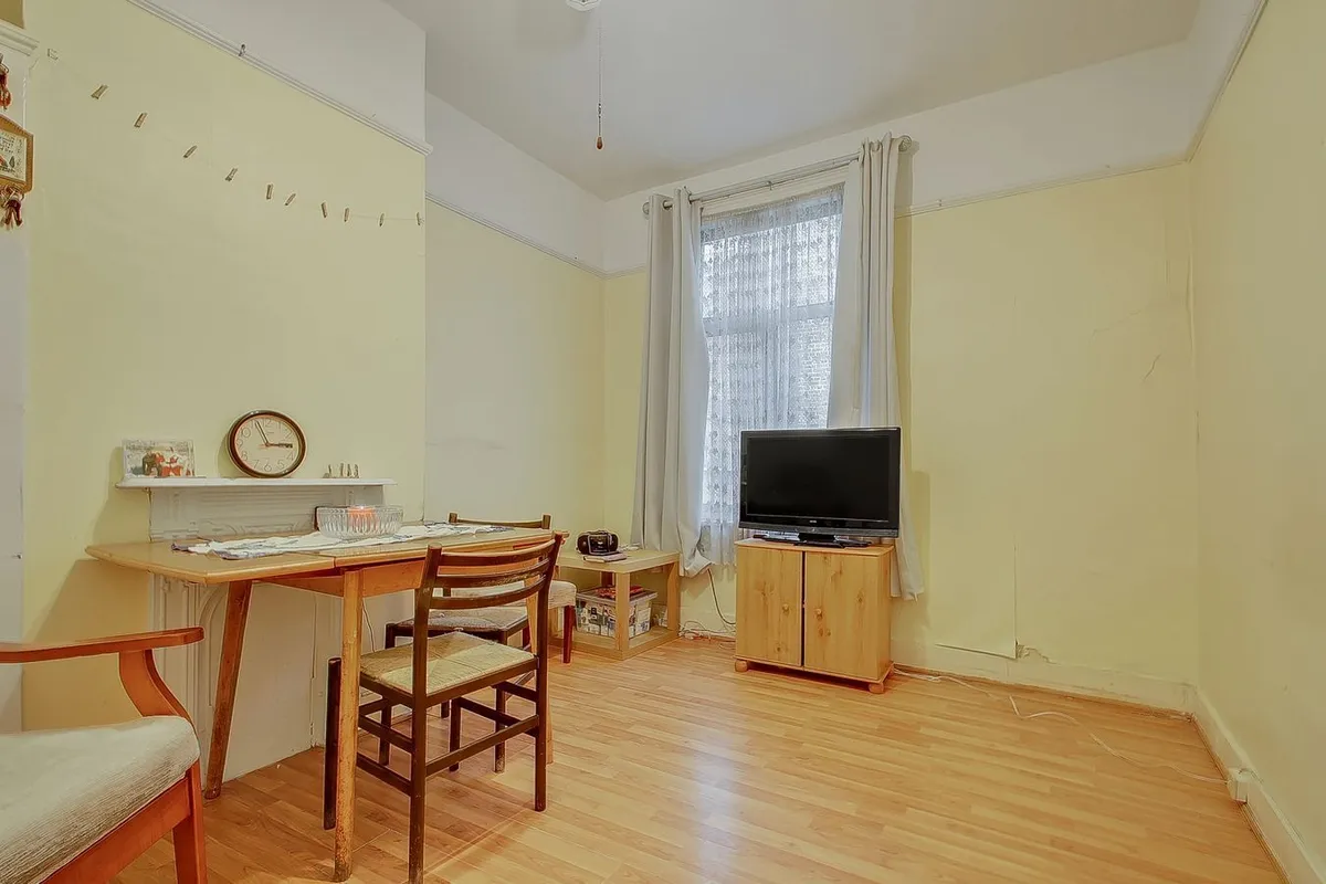 Sandringham Road, London, NW2