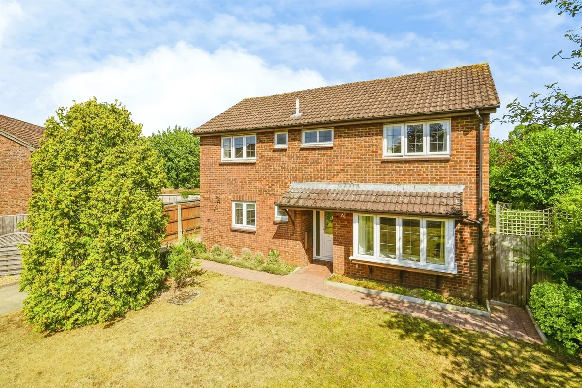 Norris Close, ABINGDON