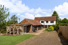 Hilltop Lane, Caterham, CR3 photo 9
