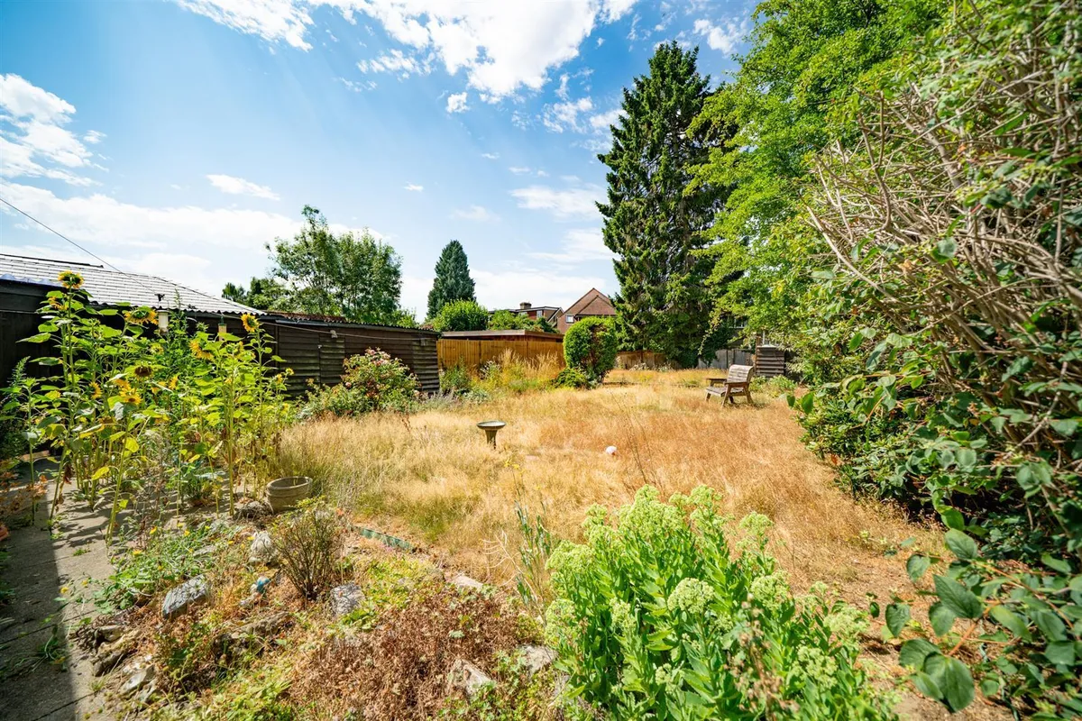 Green End Road, Boxmoor, Hemel Hempstead, HP1 1QR
