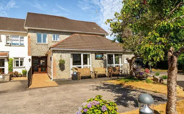 Parkwood Road, Tavistock