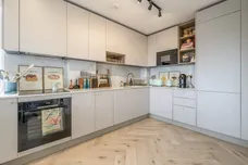 Ravensbury Terrace, London, SW18 photo 5