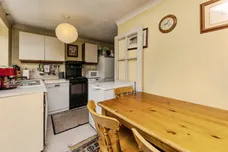 Bishop Way, Tingley, WAKEFIELD