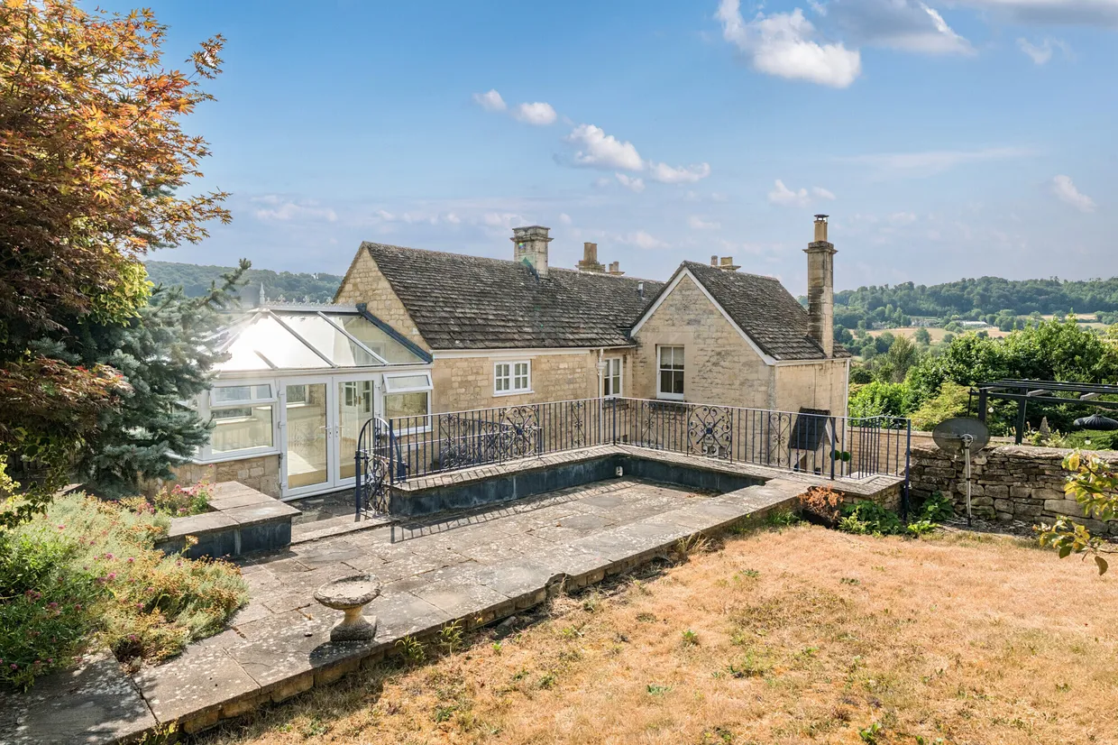 Vicarage Street, Painswick, Stroud, GL6 photo 2