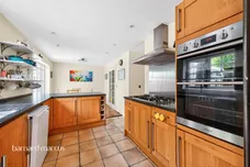 Woodall Close, Chessington