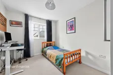 Woodall Close, Chessington