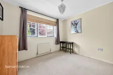 Woodall Close, Chessington