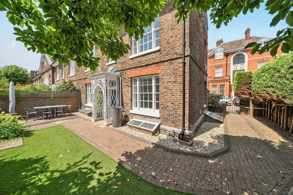 Fore Street, Hertford, SG14 photo 1