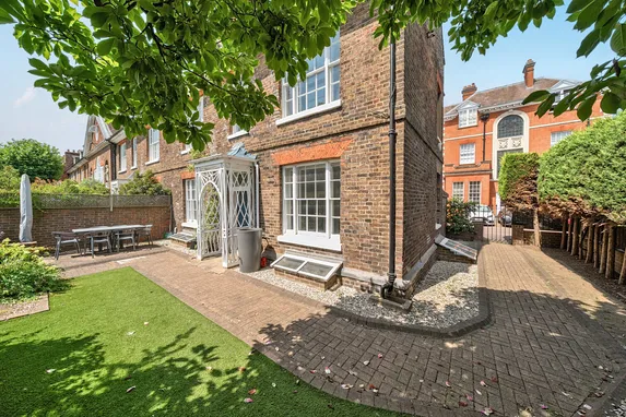 Fore Street, Hertford, SG14