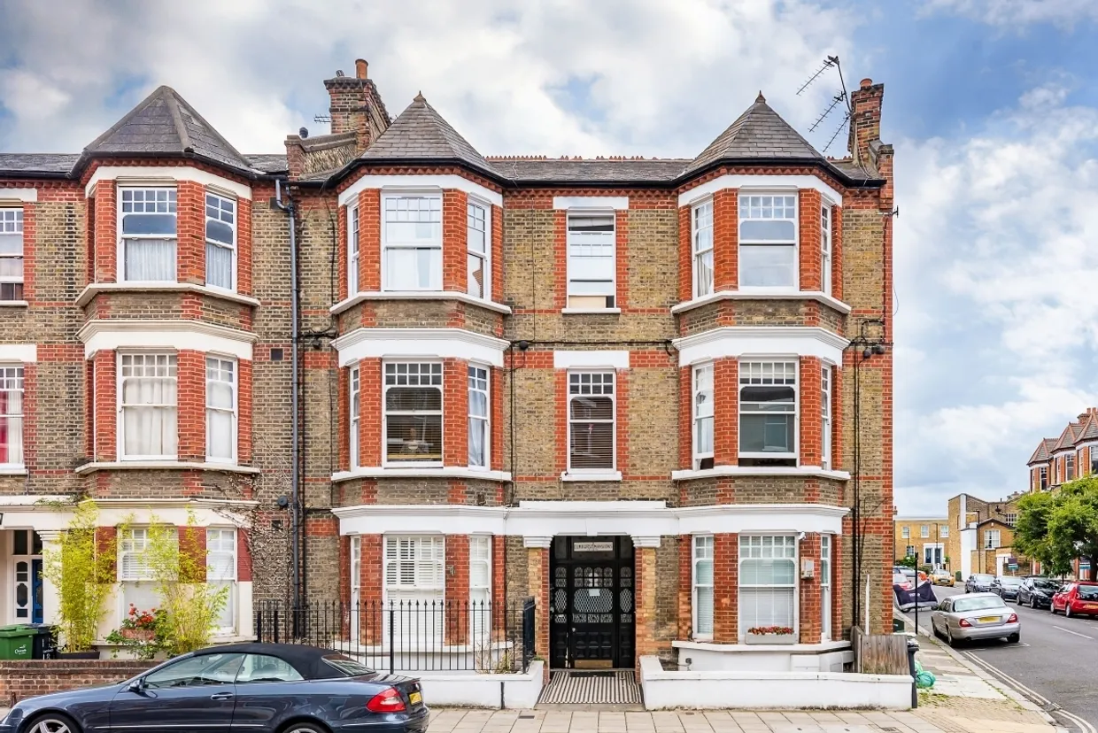 Edgeley Road London SW4 photo 1