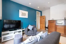 Edgeley Road London SW4 photo 6
