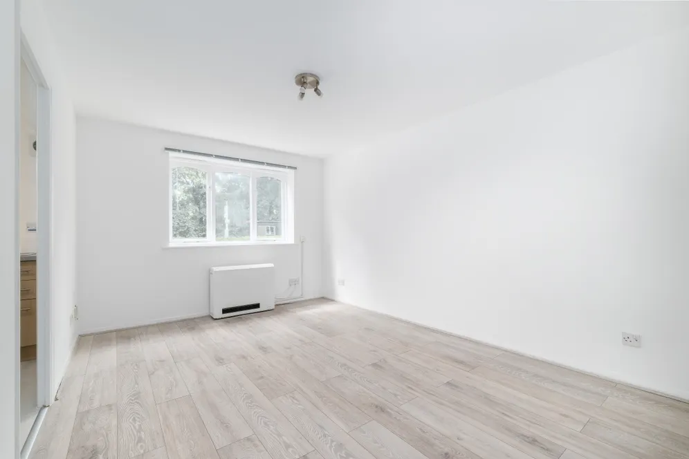 Telegraph Place, E14 photo 7