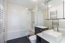 Sloane Gardens Chelsea SW1W photo 9