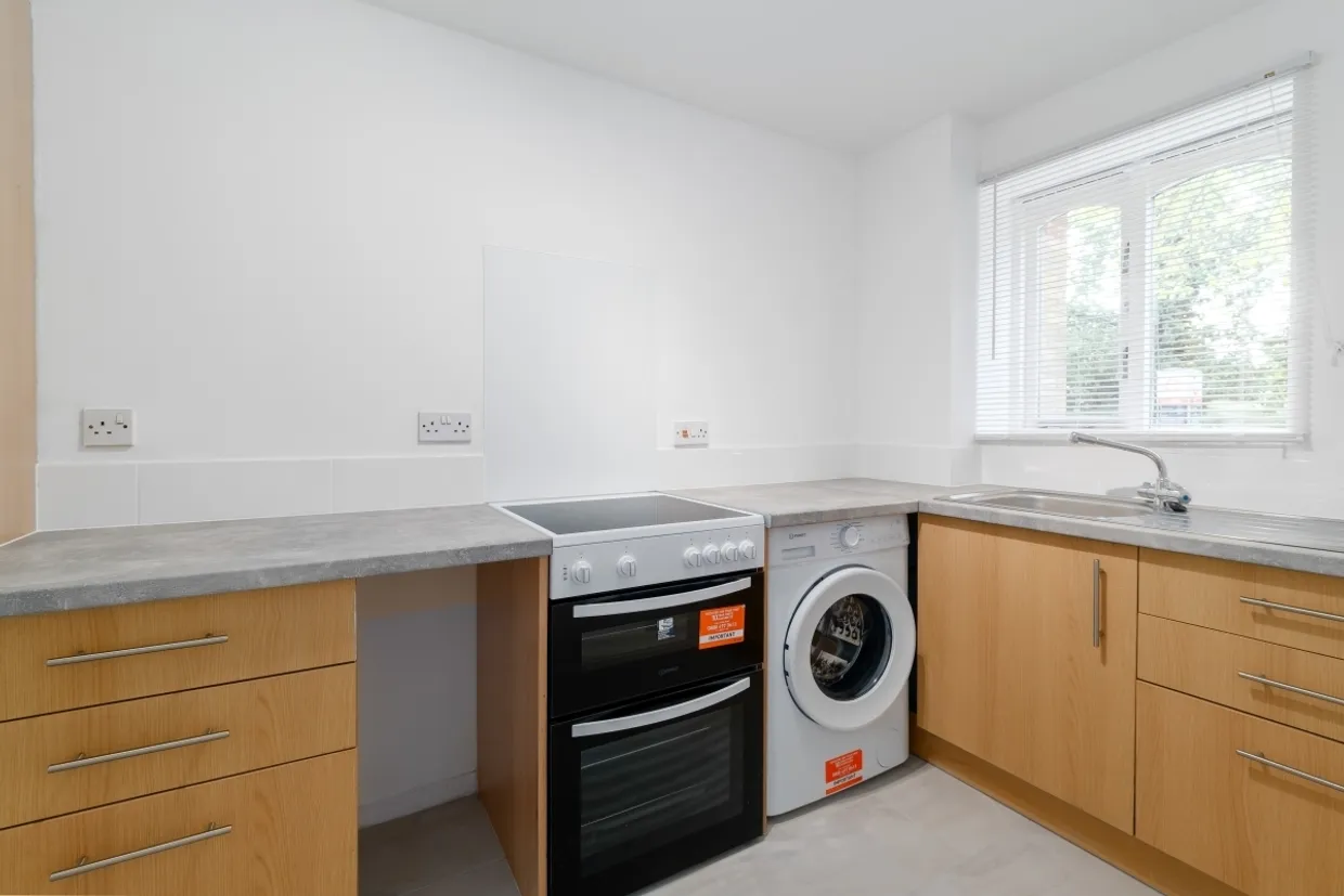 Telegraph Place, E14 photo 10