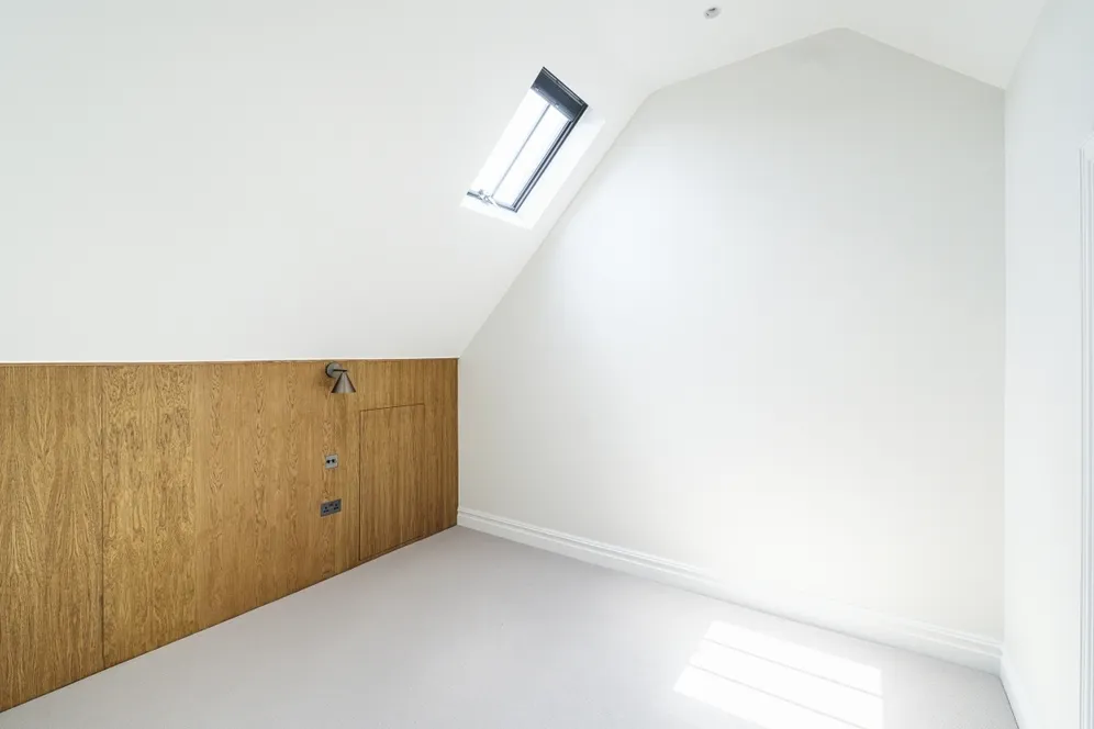 Craster Road London SW2 photo 15