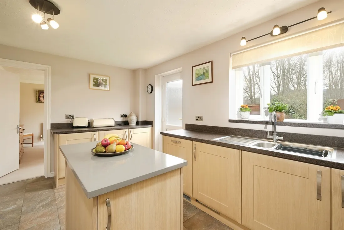 Property photo 8