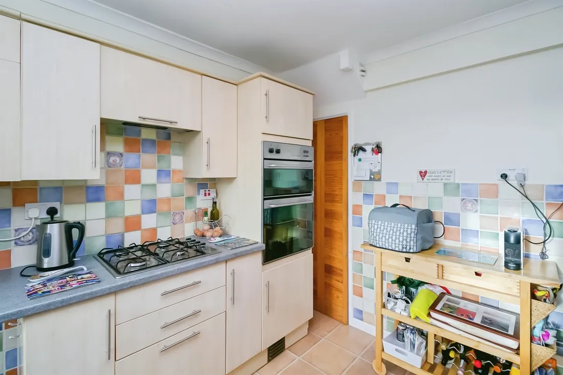 Property photo 11