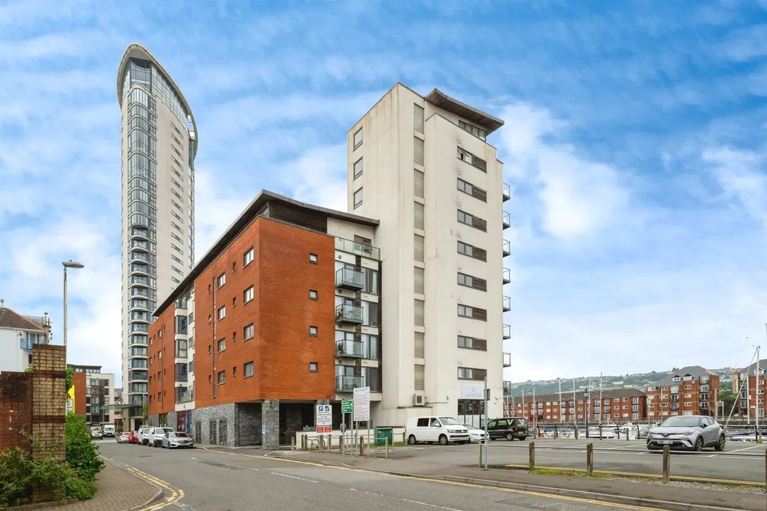 Property photo 8