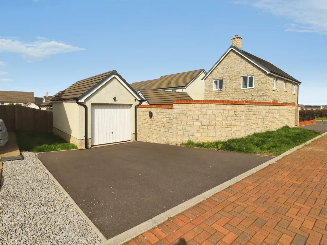 Property photo 15