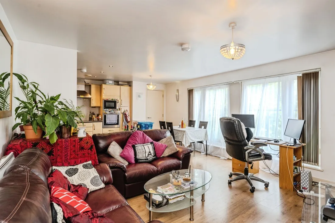 Property photo 4