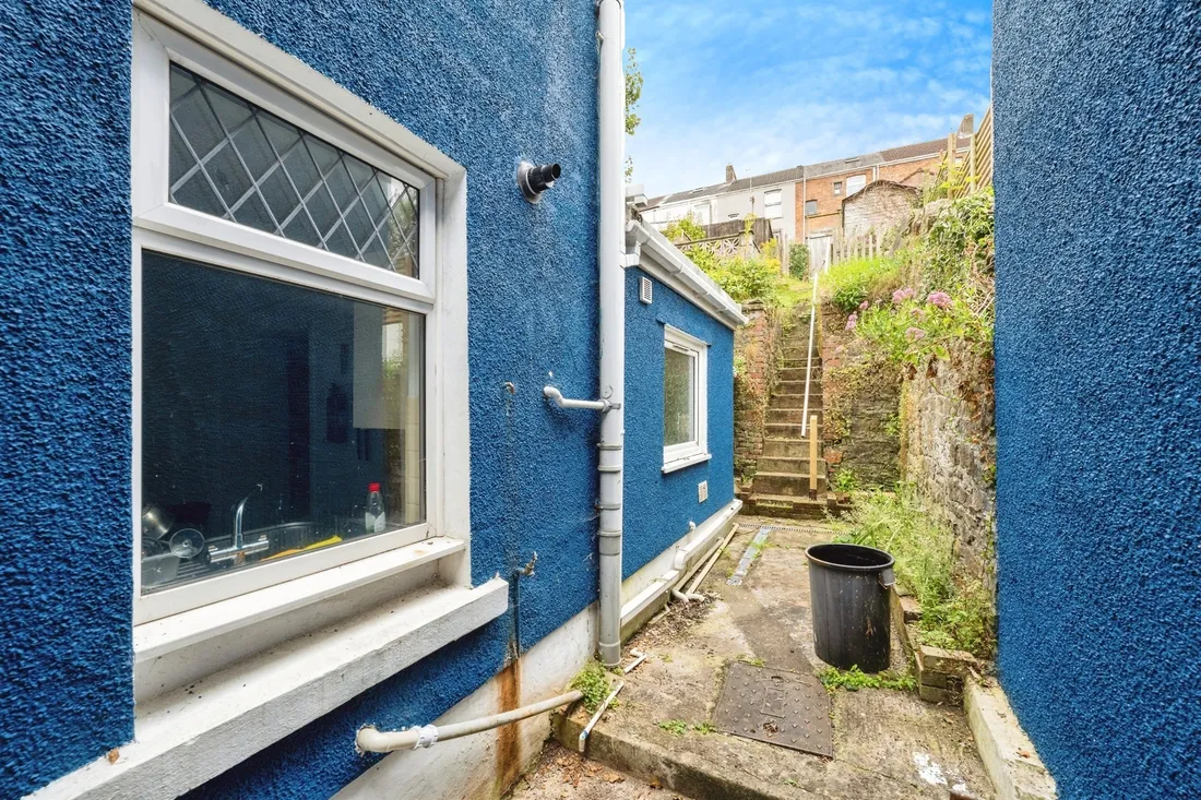 Property photo 16