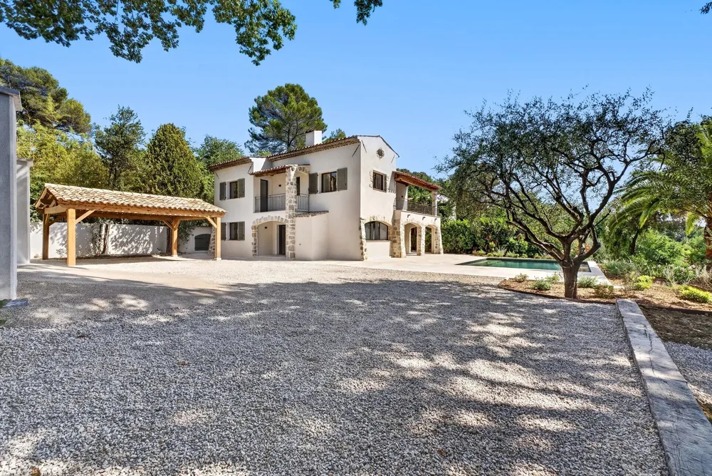 Mougins, 06370, France