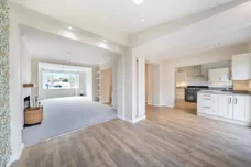 Stanhope Close Aylesbury HP22 photo 2