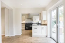 Stanhope Close Aylesbury HP22 photo 5