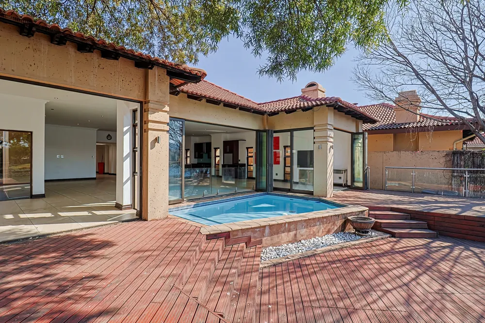 South Africa, North West, Pecanwood Estate, Woodlands Circle, 33