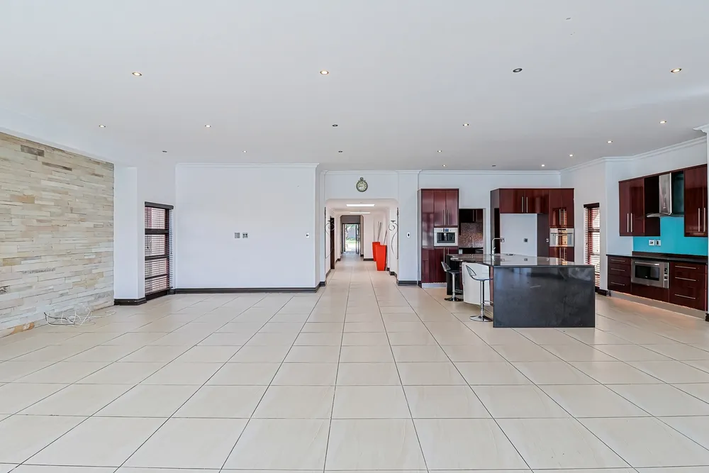 South Africa, North West, Pecanwood Estate, Woodlands Circle, 33