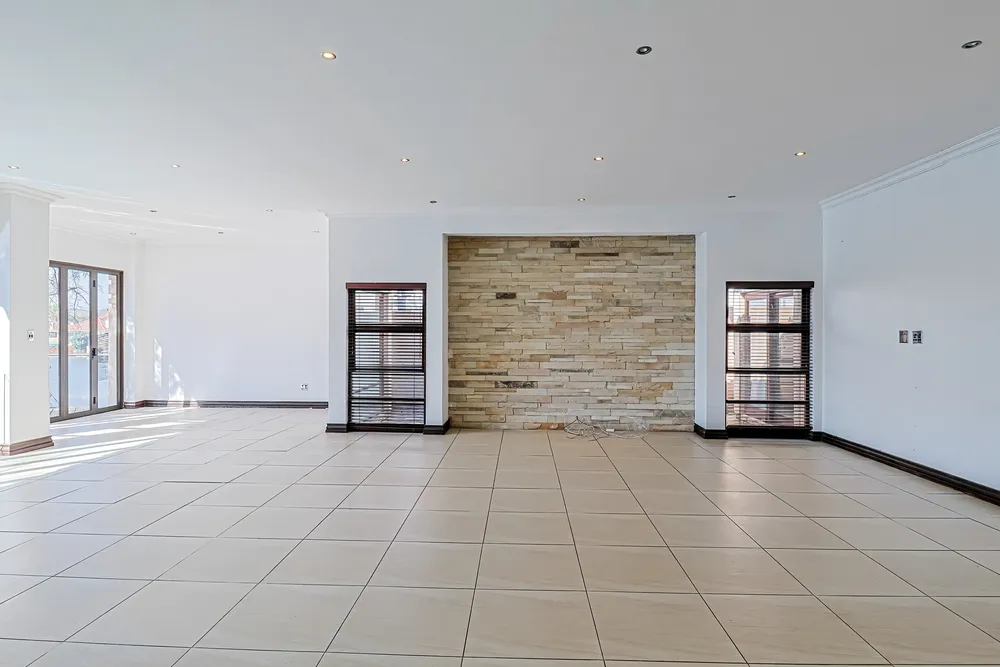 South Africa, North West, Pecanwood Estate, Woodlands Circle, 33