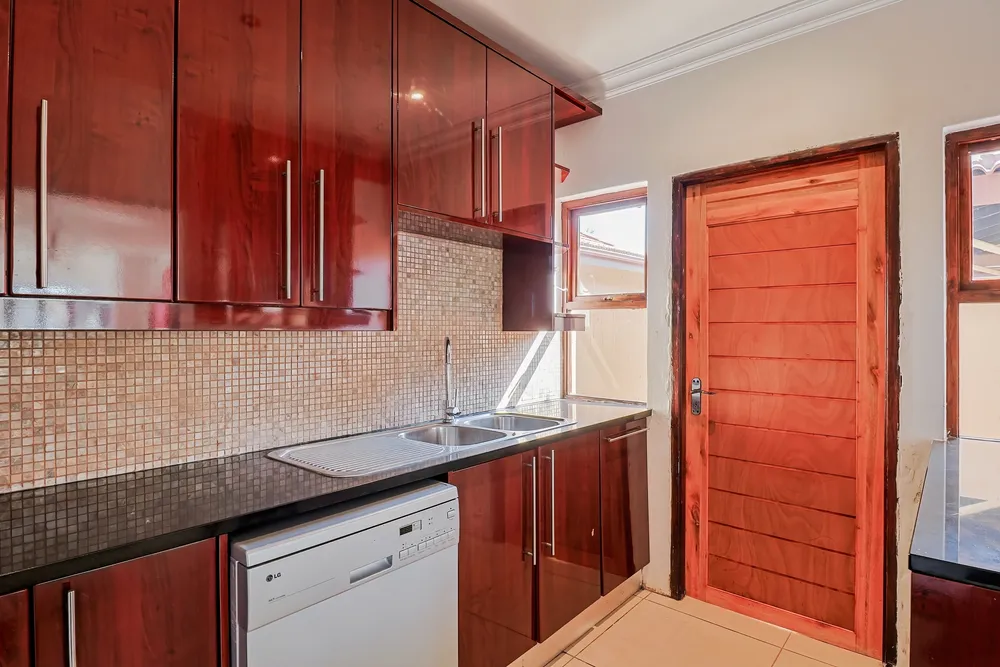 South Africa, North West, Pecanwood Estate, Woodlands Circle, 33