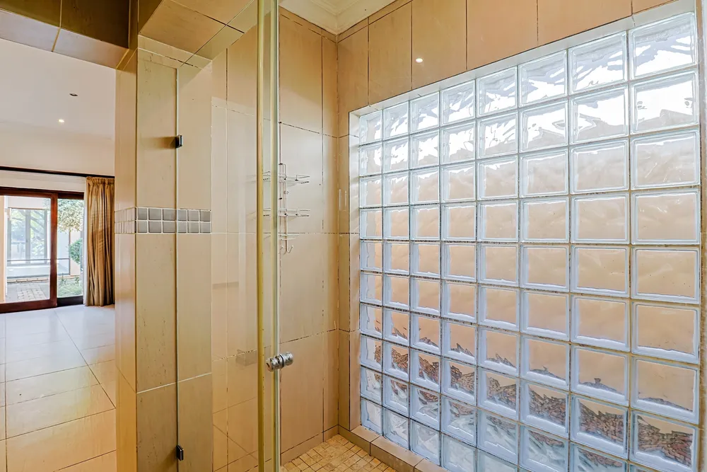 South Africa, North West, Pecanwood Estate, Woodlands Circle, 33