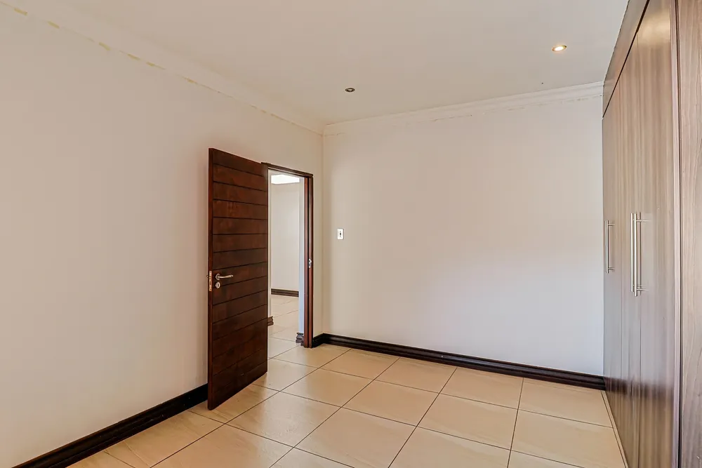 South Africa, North West, Pecanwood Estate, Woodlands Circle, 33