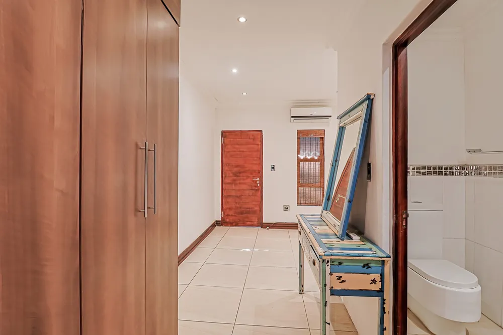 South Africa, North West, Pecanwood Estate, Woodlands Circle, 33