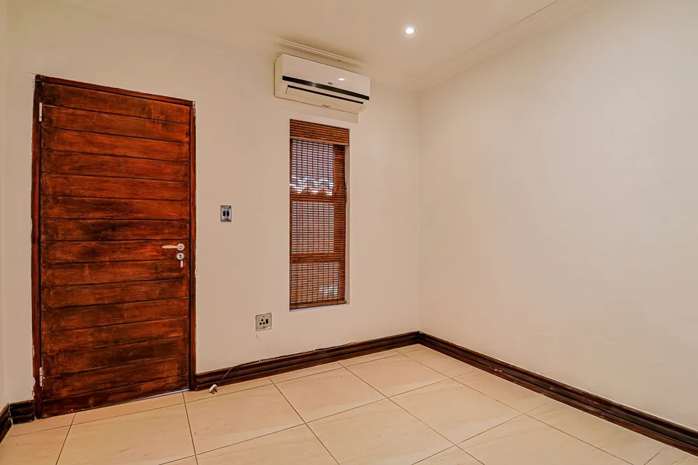 South Africa, North West, Pecanwood Estate, Woodlands Circle, 33