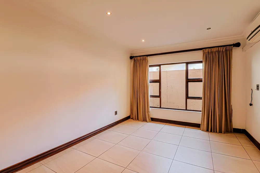 South Africa, North West, Pecanwood Estate, Woodlands Circle, 33