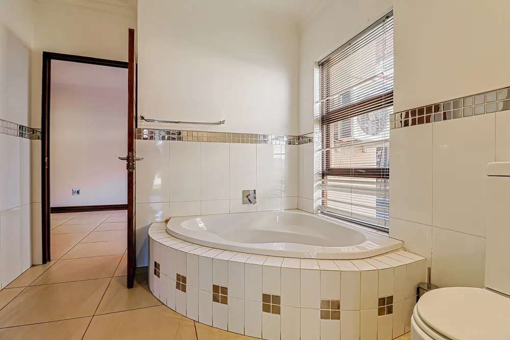 South Africa, North West, Pecanwood Estate, Woodlands Circle, 33