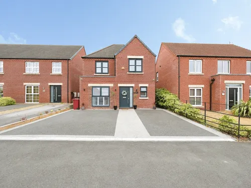 Wheatsheaf Way, Clowne, Chesterfieldphoto