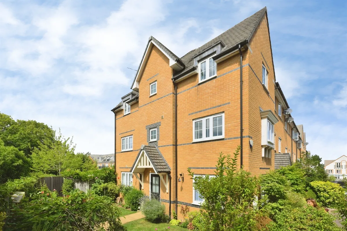 Gallows Way, Hertford