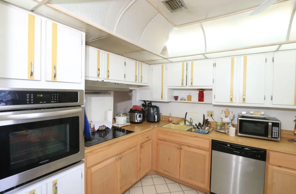 2886 Fernley Dr E, West Palm Beach, FL 33415