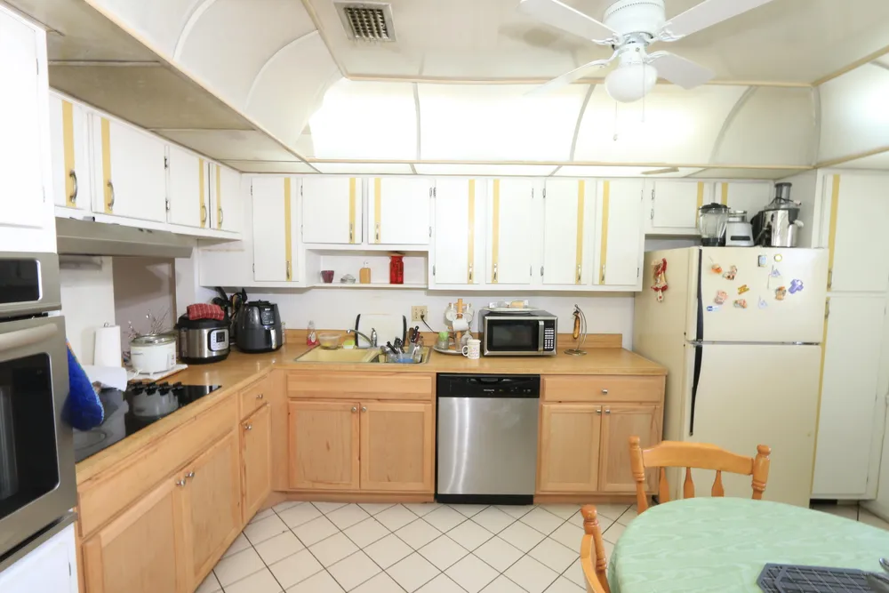 2886 Fernley Dr E, West Palm Beach, FL 33415