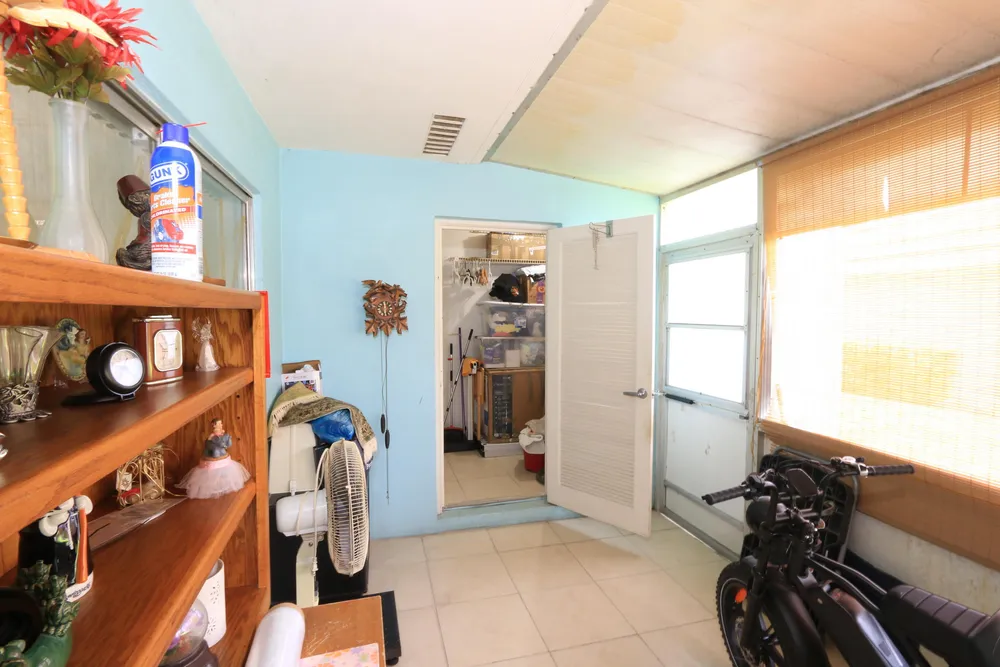 2886 Fernley Dr E, West Palm Beach, FL 33415