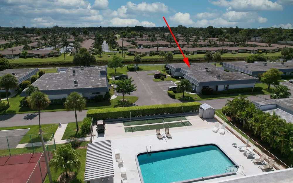 2886 Fernley Dr E, West Palm Beach, FL 33415