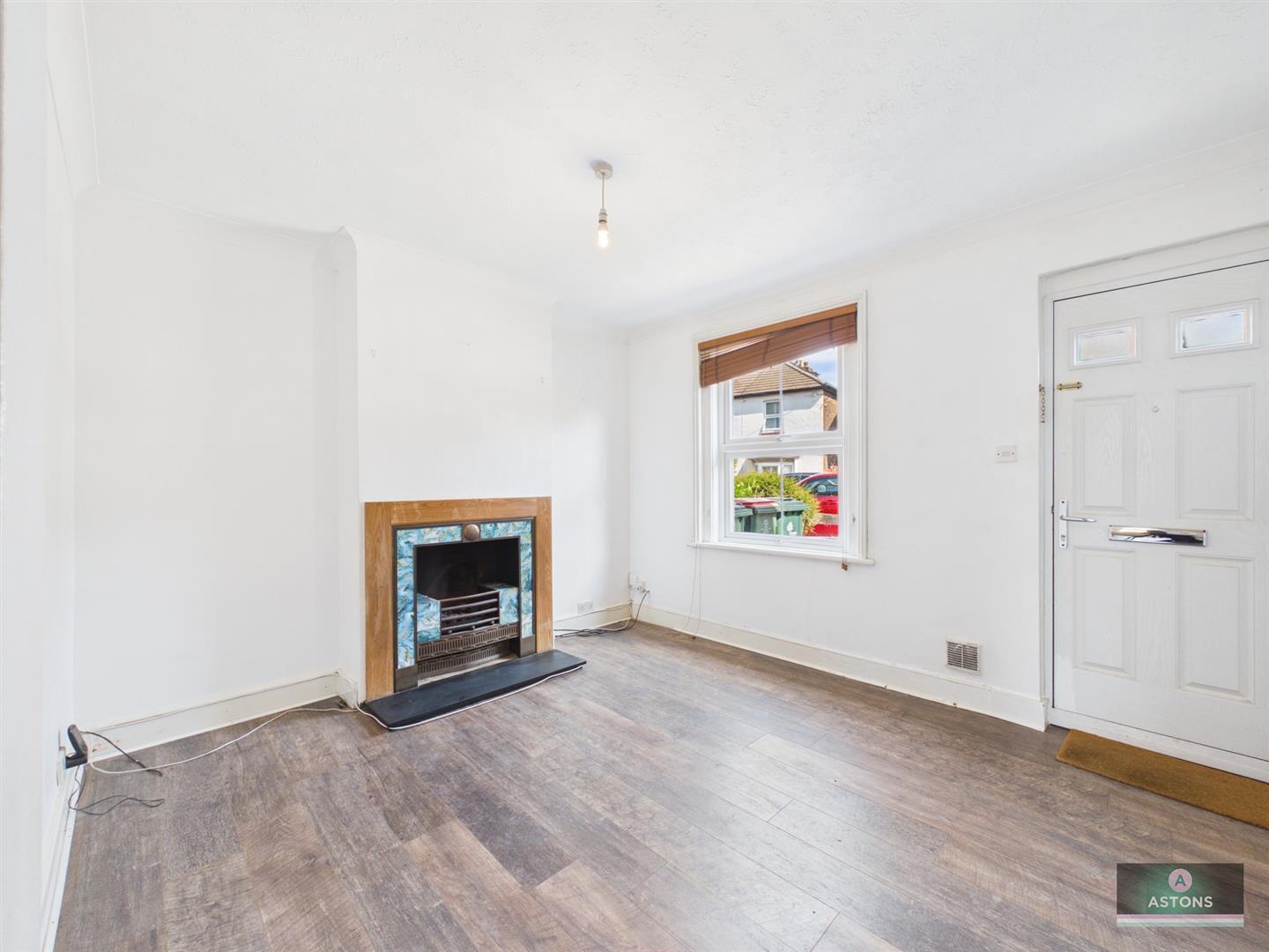 Hazelwick Road, Three Bridges, Crawley Image 3