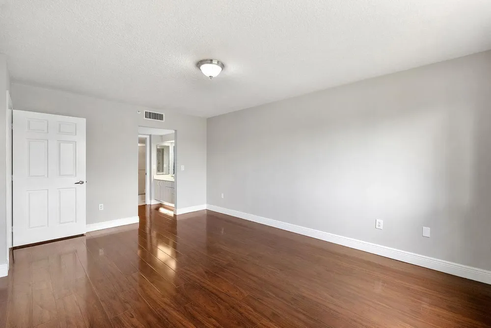 9563 Weldon Circle, Tamarac, FL 33321