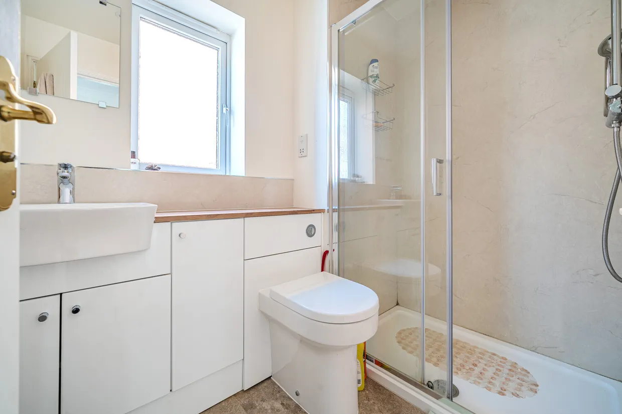 Falcon Way, Brackley, NN13 photo 6